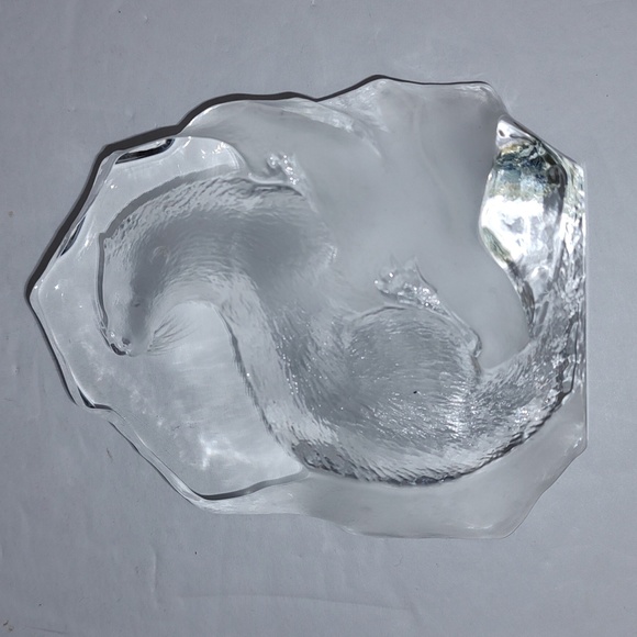 New Maleras Full Lead Clear Otter Paperweight - Picture 2 of 6